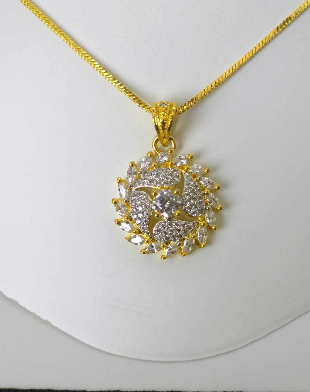 Exquisite Golden Cubic Zirconia Pendant Set
