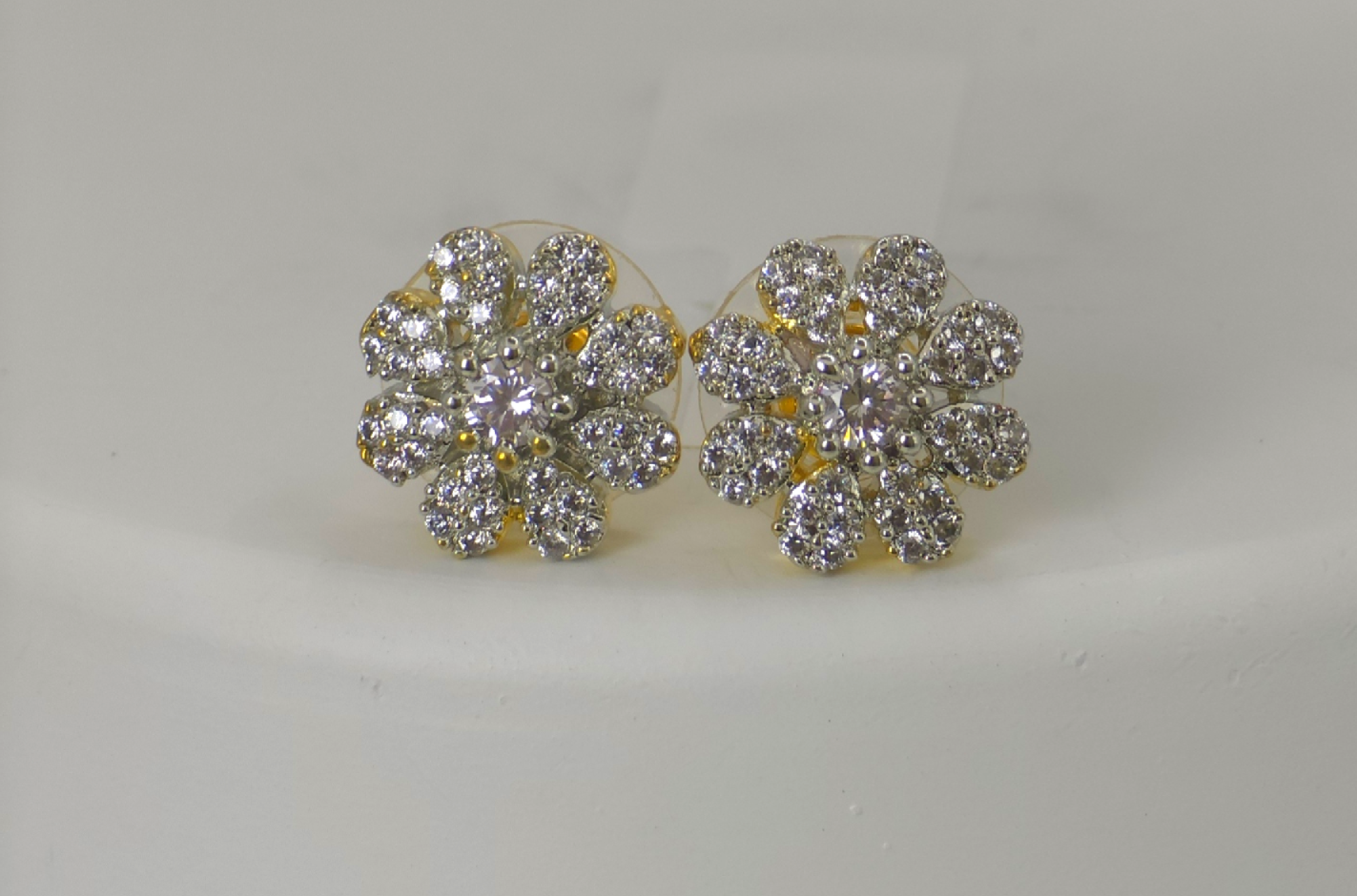 Elegant Golden Cubic Zirconia Pendant Set