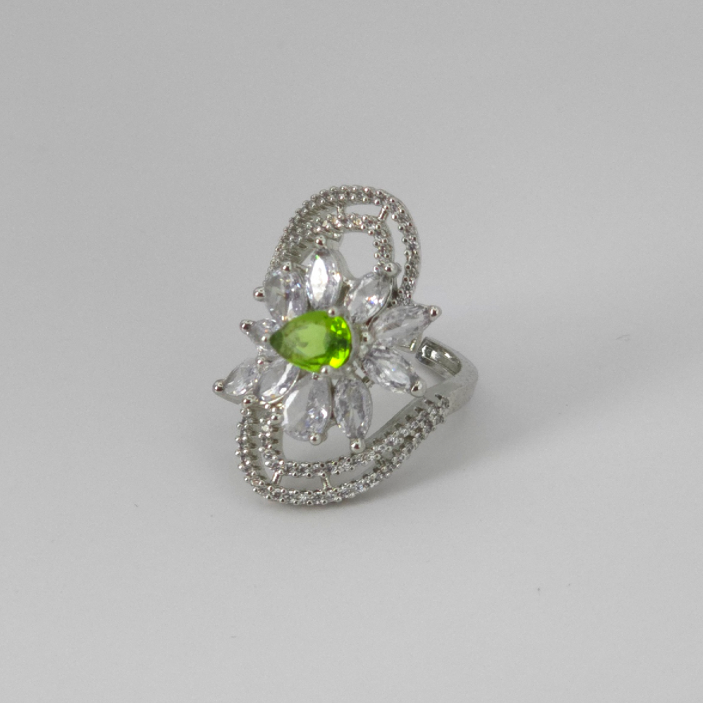 Exquisite Green Cubic Zirconia Silver Ring