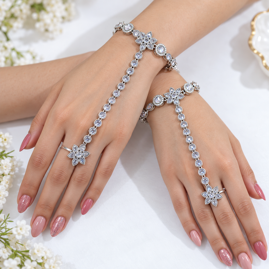 Floral Kaf Bracelet Set of 2 Pieces with Connected Ring | طقم كف خليجي بتصميم زهري من قطعتين مع خاتم متصل بسوار