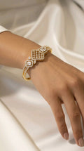 Gilded Celestial Petal Pave Bracelet | سوار بتلات النجوم الذهبي المرصع بالبافيه