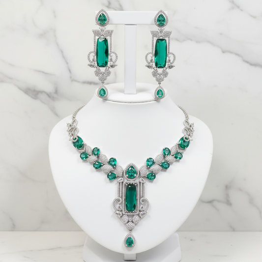 Elegant Green Cubic Zirconia Necklace – Refined Party Collection